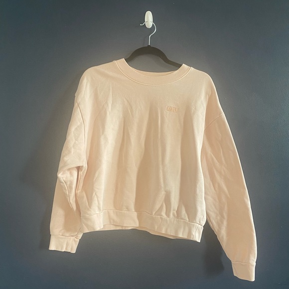 Levis cropped light pink pullover size xsmall - Picture 1 of 2